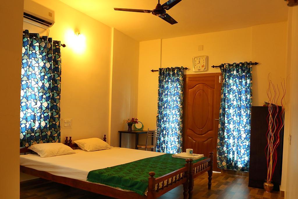 Kochi Heather Home Stay חדר תמונה