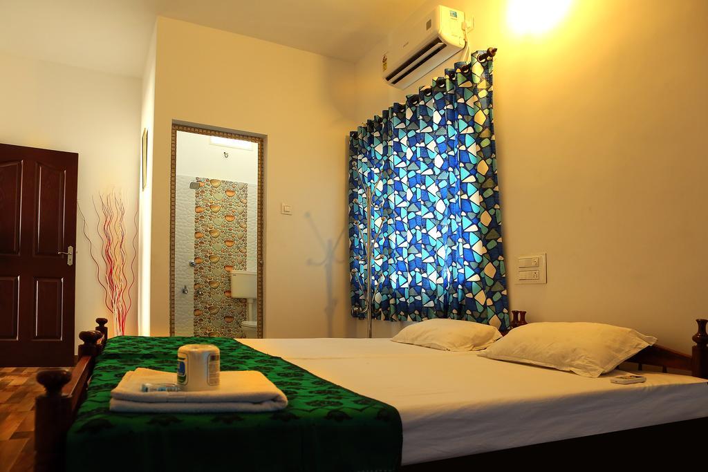 Kochi Heather Home Stay מראה חיצוני תמונה