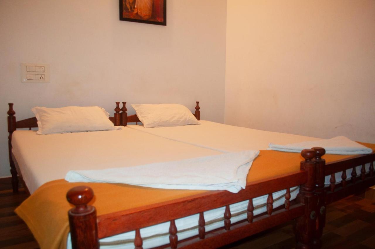 Kochi Heather Home Stay מראה חיצוני תמונה